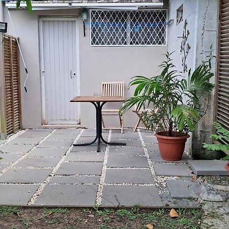 Agreable F2, Jardin, Garage, Fibre, Clim Ch Fort-de-France Exterior foto