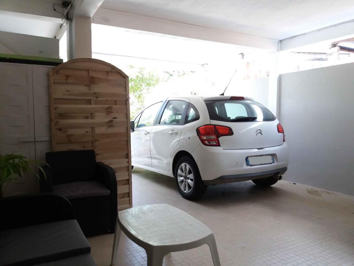Agreable F2, Jardin, Garage, Fibre, Clim Ch Fort-de-France Exterior foto