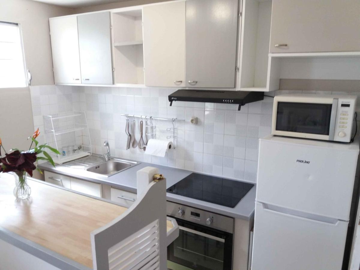 Agreable F2, Jardin, Garage, Fibre, Clim Ch Fort-de-France Exterior foto