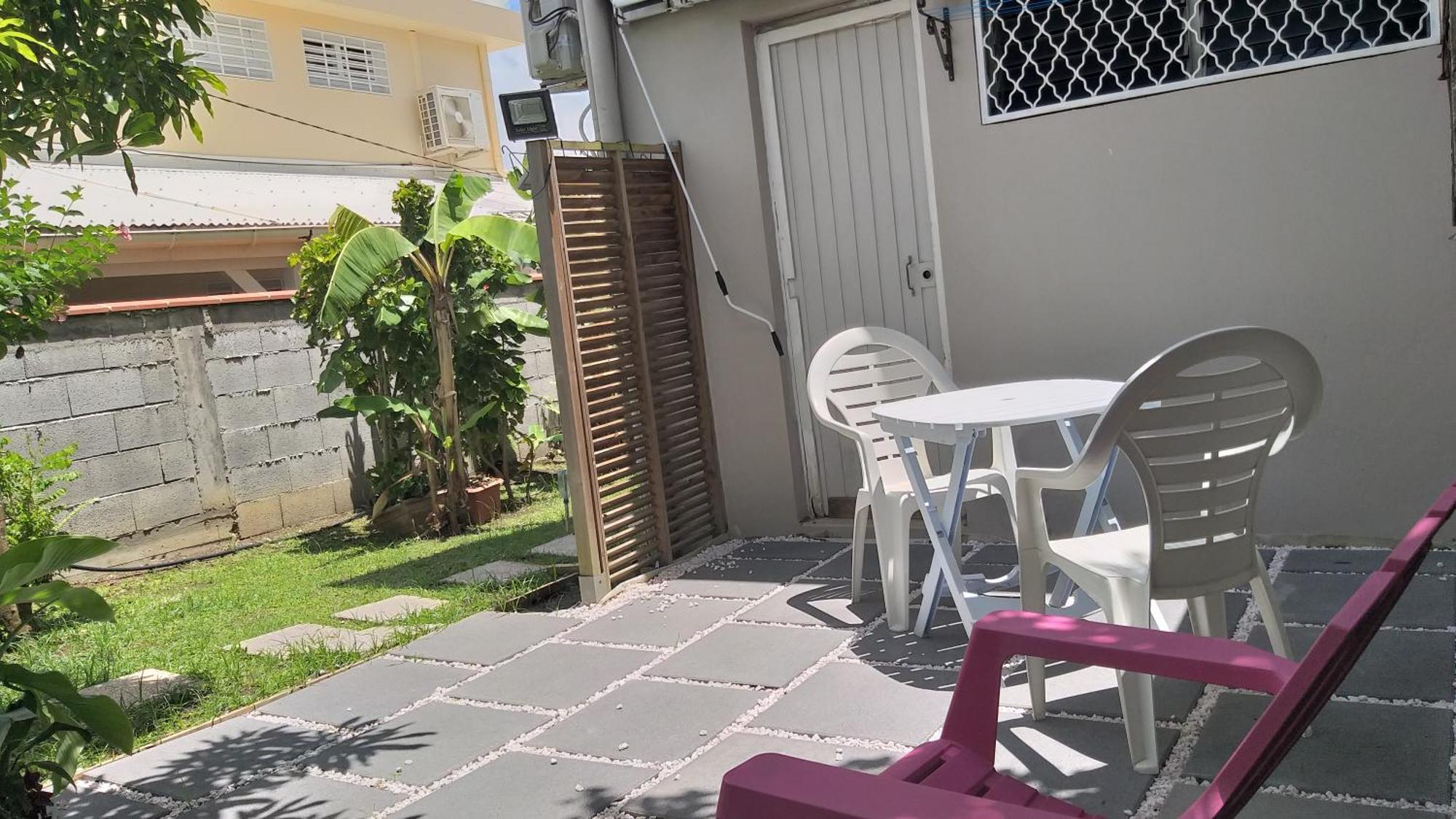Agreable F2, Jardin, Garage, Fibre, Clim Ch Fort-de-France Exterior foto