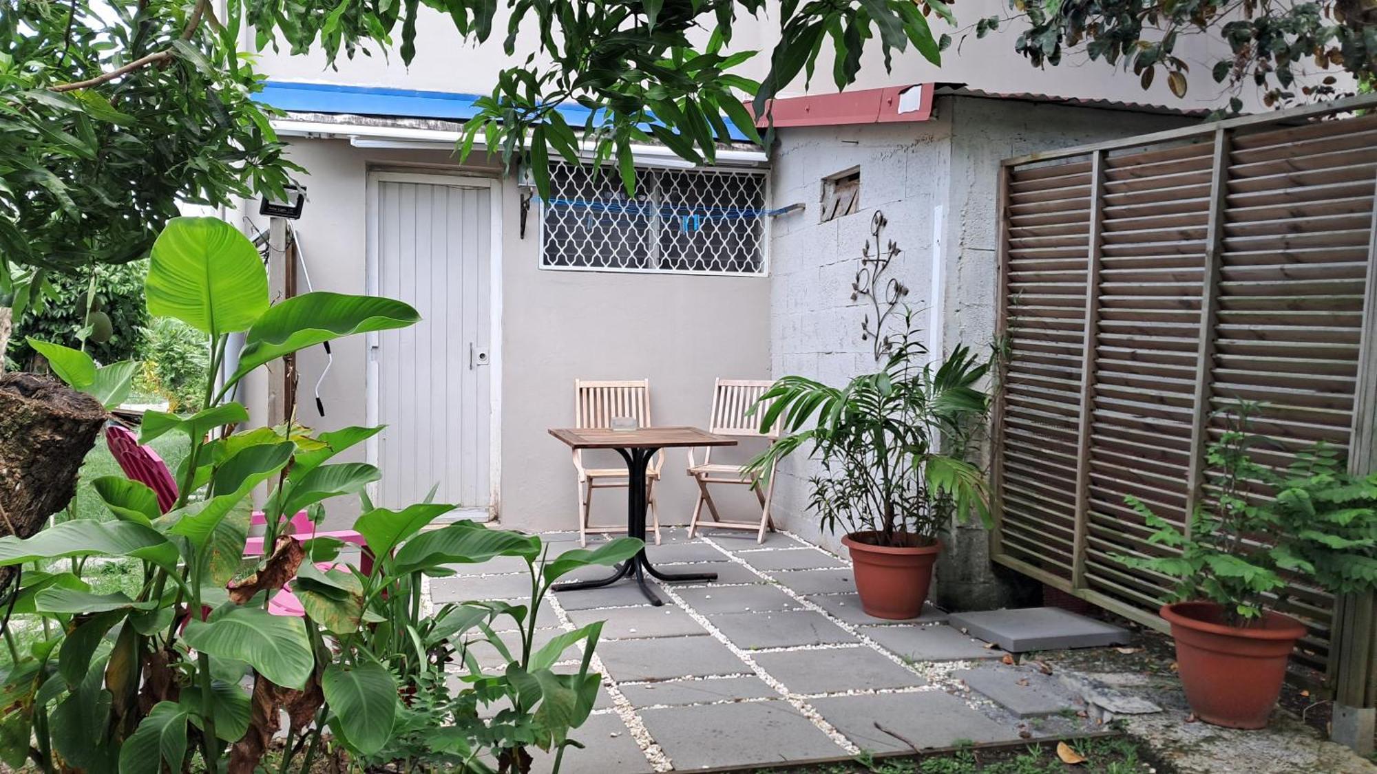Agreable F2, Jardin, Garage, Fibre, Clim Ch Fort-de-France Exterior foto